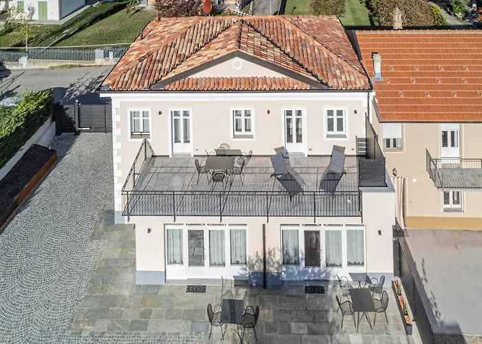 Villa Lucrezia - Appartamenti Vista Langhe -