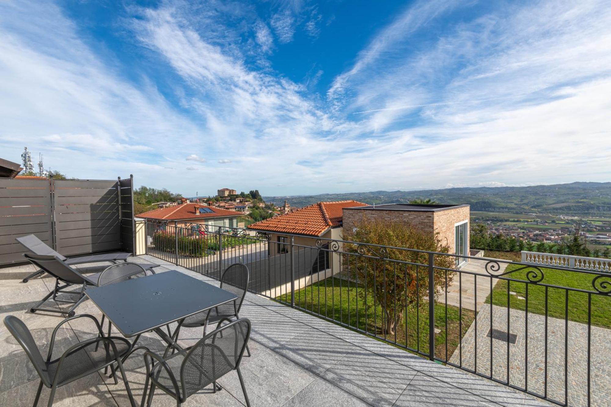 Lucrezia - Vista Langhe - Apartment Guarene